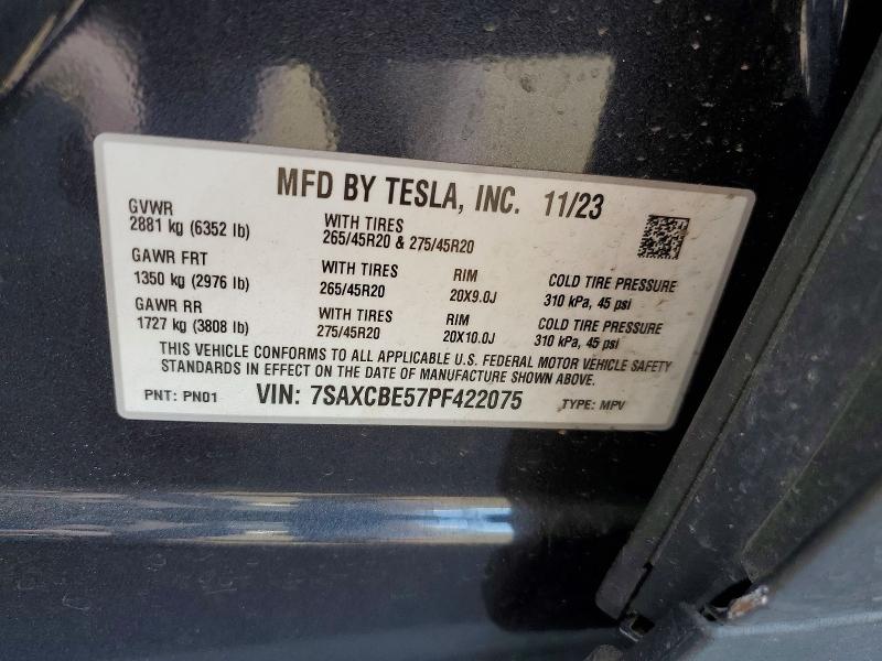 63947236 :رقم المزاد ، 7SAXCBE57PF422075 vin ، 2023 Tesla Model X مزاد بيع
