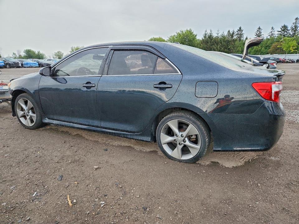 64625866 :رقم المزاد ، 4T1BF1FKXDU653676 vin ، 2013 Toyota Camry مزاد بيع