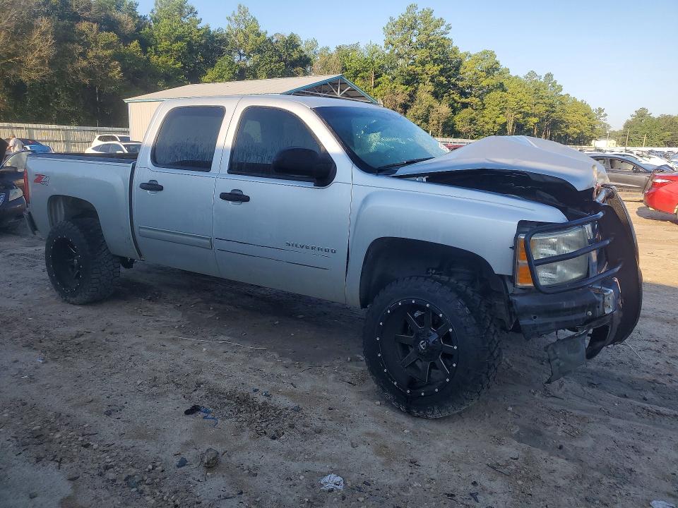 63748726 :رقم المزاد ، 3GCPKSE31BG283062 vin ، 2011 Chevrolet Silverado مزاد بيع