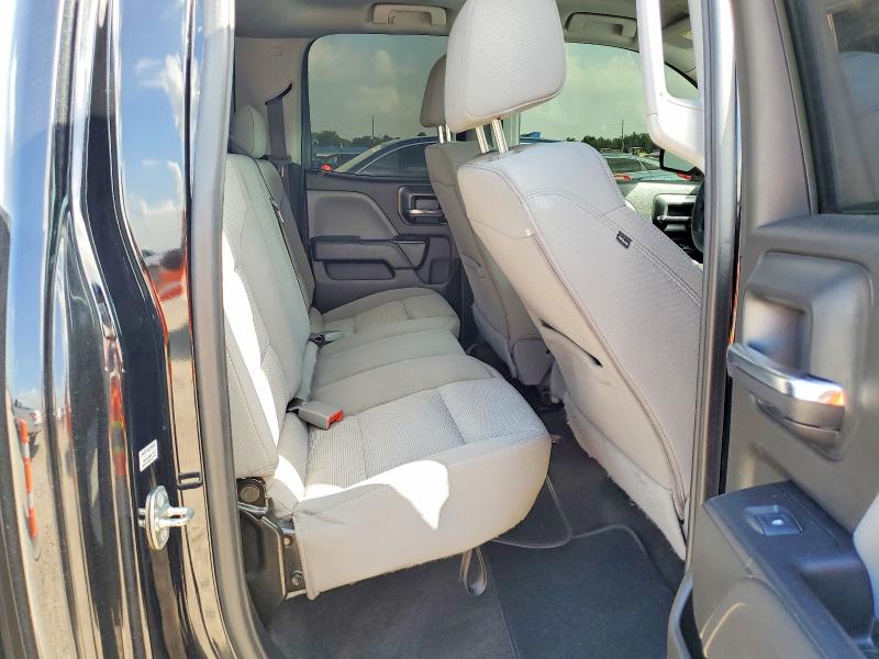 63709356 :رقم المزاد ، 1GCRCPEC4JZ120357 vin ، 2018 Chevrolet Silverado مزاد بيع