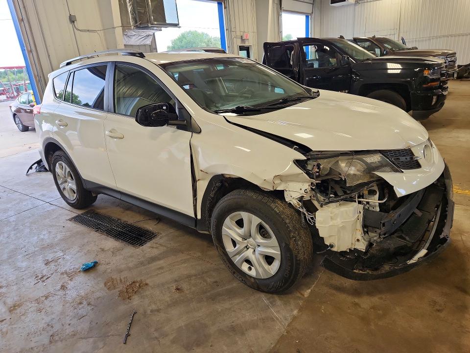64153106 :رقم المزاد ، JTMBFREV4FD174428 vin ، 2015 Toyota Rav4 مزاد بيع