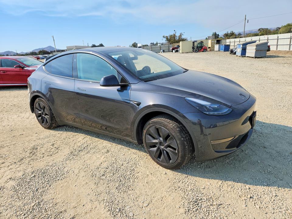 66390586 :رقم المزاد ، 7SAYGDED3SF317702 vin ، 2025 Tesla Model Y مزاد بيع