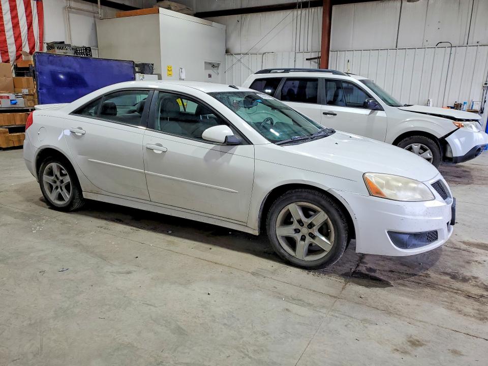 Продаж на аукціоні авто 2010 Pontiac G6, vin: 1G2ZA5EK8A4138671, номер лоту: 64344366