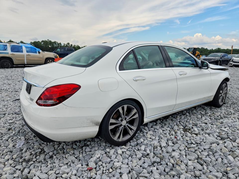 2016 Mercedes-benz C მანქანა იყიდება აუქციონზე, vin: 55SWF4JB6GU131380, აუქციონის ნომერი: 64420556