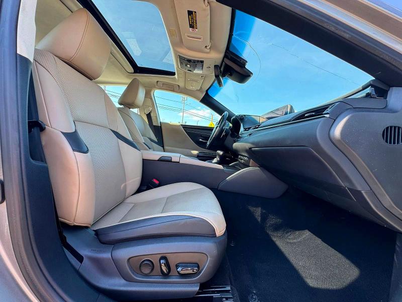 Продажа на аукционе авто 2020 Lexus Es, vin: 58ADZ1B15LU079668, номер лота: 65145196