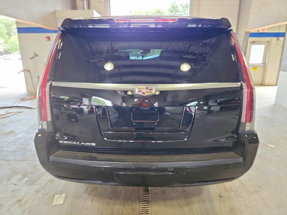 Продаж на аукціоні авто 2018 Cadillac Escalade, vin: 1GYS4HKJ4JR317773, номер лоту: 65761276