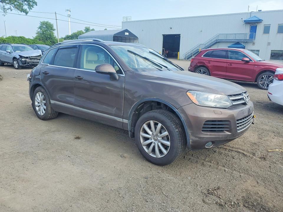 Aukcja sprzedaży 2011 Volkswagen Touareg, vin: WVGFK9BP8BD005182, numer aukcji: 62395486