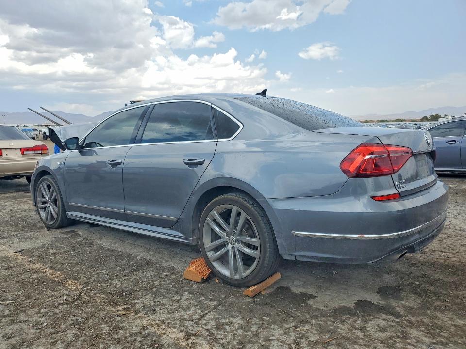 Продажа на аукционе авто 2017 Volkswagen Passat, vin: 1VWDT7A3XHC074480, номер лота: 64767996
