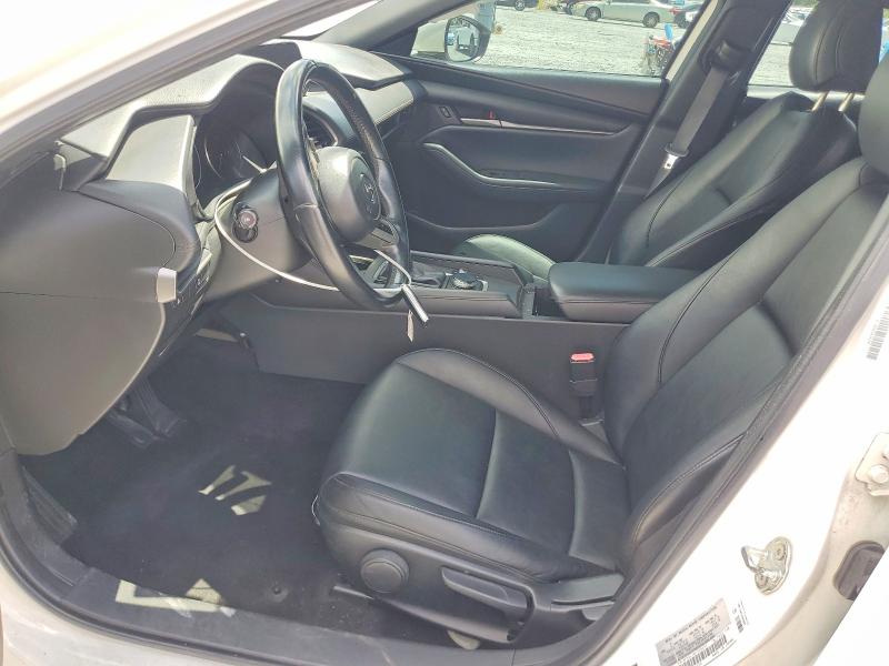 2021 Mazda 3 მანქანა იყიდება აუქციონზე, vin: JM1BPAKL1M1328691, აუქციონის ნომერი: 64145896