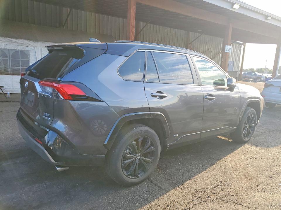64015866 :رقم المزاد ، JTME6RFV2NJ014642 vin ، 2022 Toyota Rav4 مزاد بيع