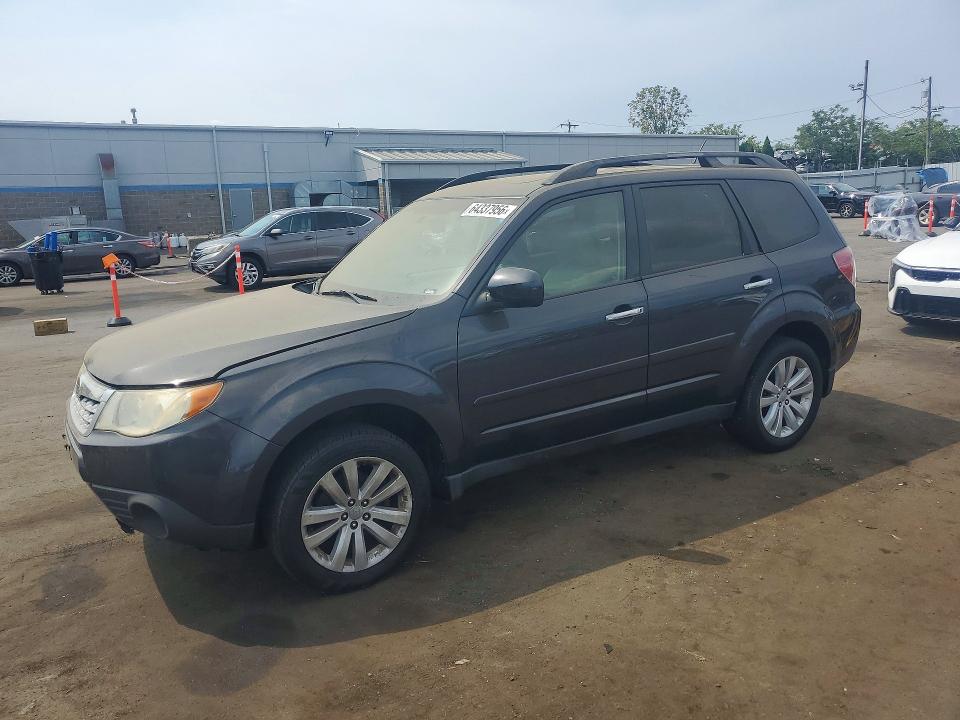 Продаж на аукціоні авто 2013 Subaru Forester, vin: JF2SHAFC5DH414120, номер лоту: 64337956