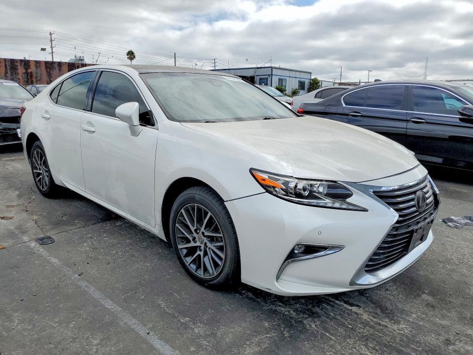 Продажа на аукционе авто 2016 Lexus Es, vin: 58ABK1GG7GU012438, номер лота: 64961146