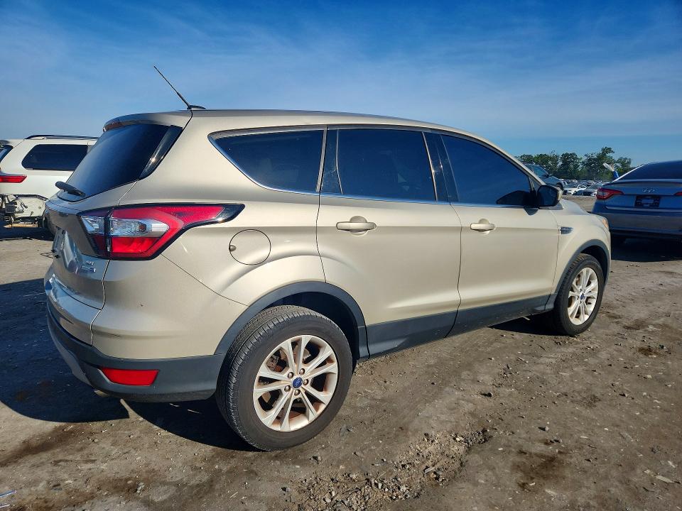 Продаж на аукціоні авто 2017 Ford Escape, vin: 1FMCU9GD8HUE20409, номер лоту: 65889766