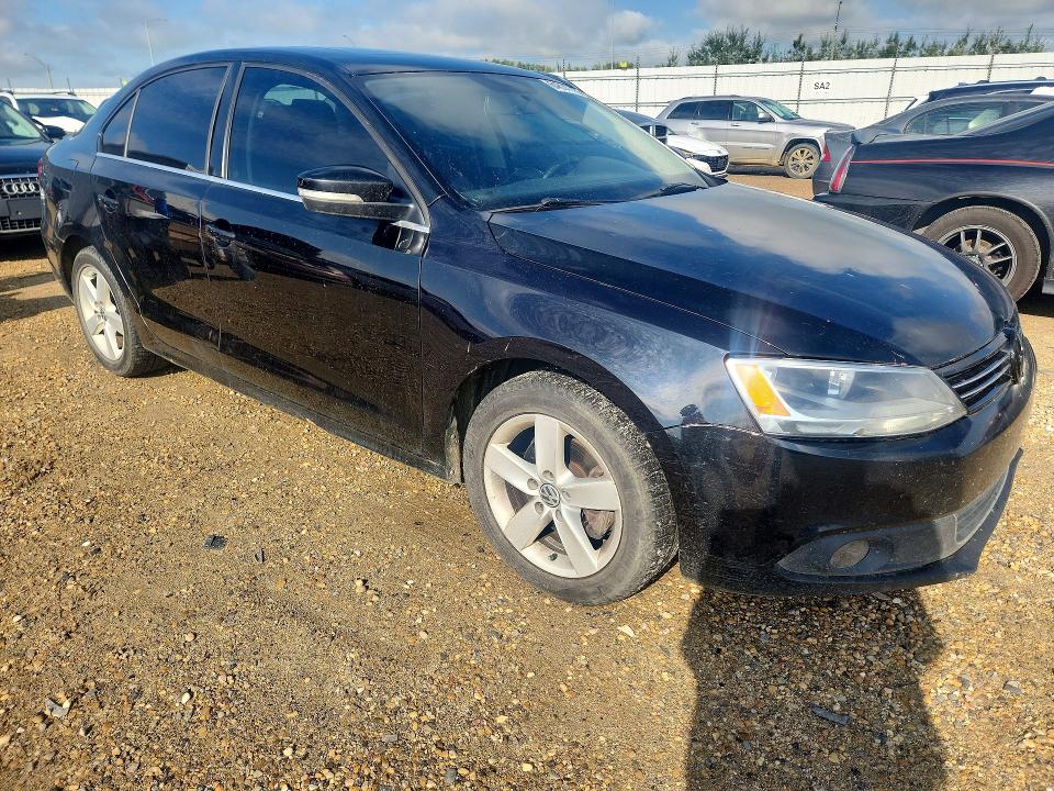 Продажа на аукционе авто 2013 Volkswagen Jetta, vin: 3VWDX7AJ2DM399345, номер лота: 64814776