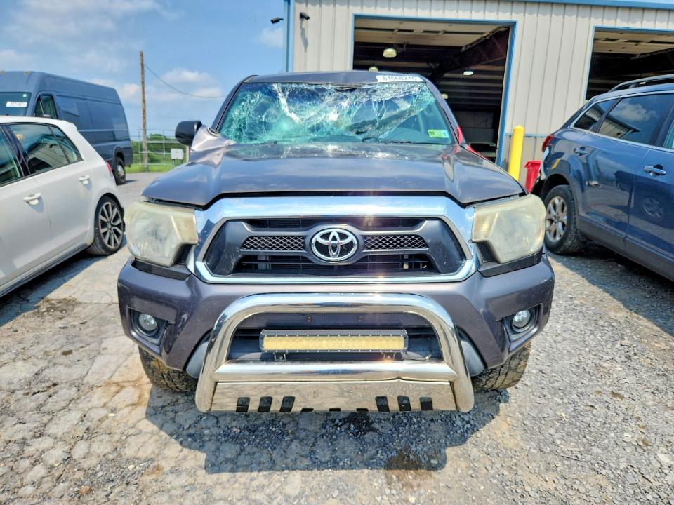 Продажа на аукционе авто 2015 Toyota Tacoma, vin: 5TFUX4EN9FX032373, номер лота: 64668246
