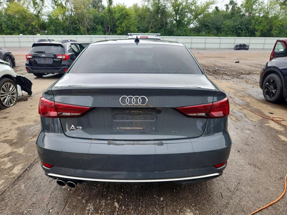 2019 Audi A3 მანქანა იყიდება აუქციონზე, vin: WAUAUGFF3K1011730, აუქციონის ნომერი: 64105356