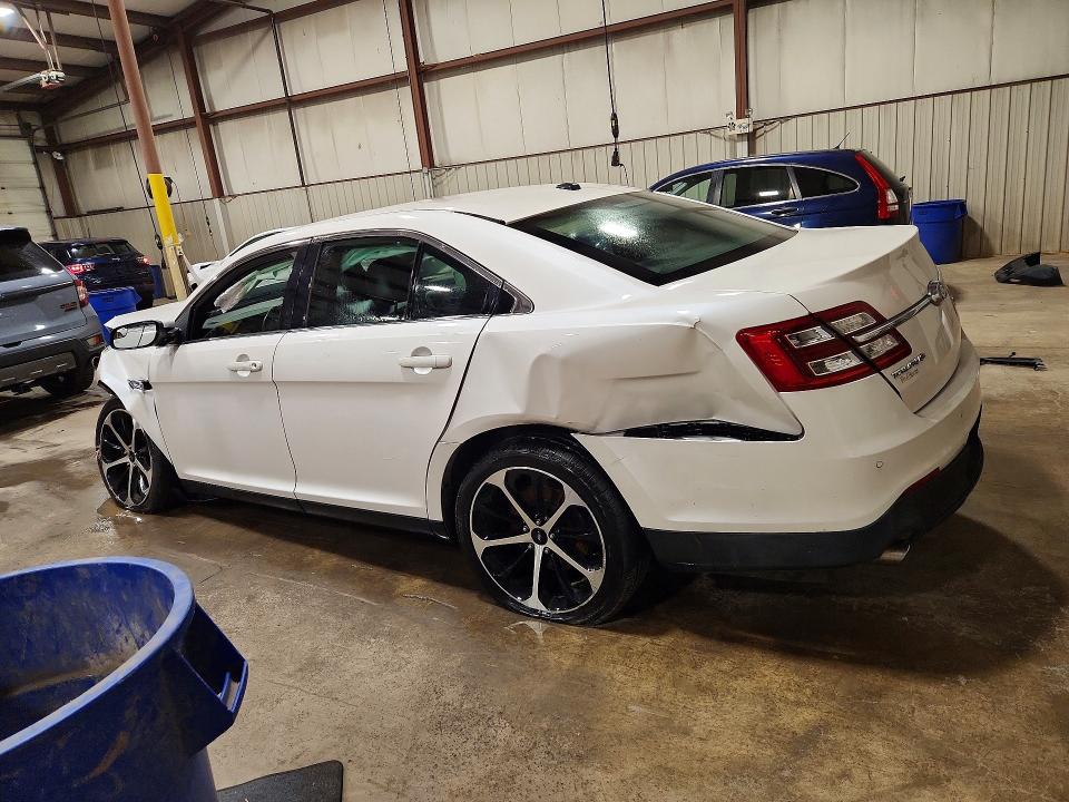 Продажа на аукционе авто 2015 Ford Taurus, vin: 1FAHP2H85FG179274, номер лота: 63870366