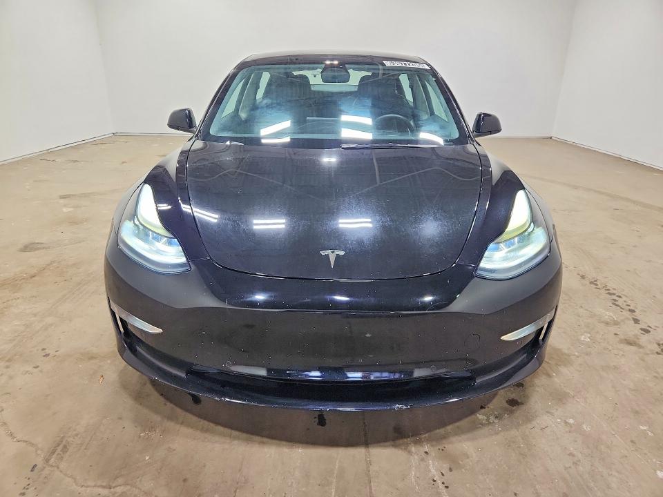 2022 Tesla Model 3 მანქანა იყიდება აუქციონზე, vin: 5YJ3E1EB4NF288788, აუქციონის ნომერი: 63677206