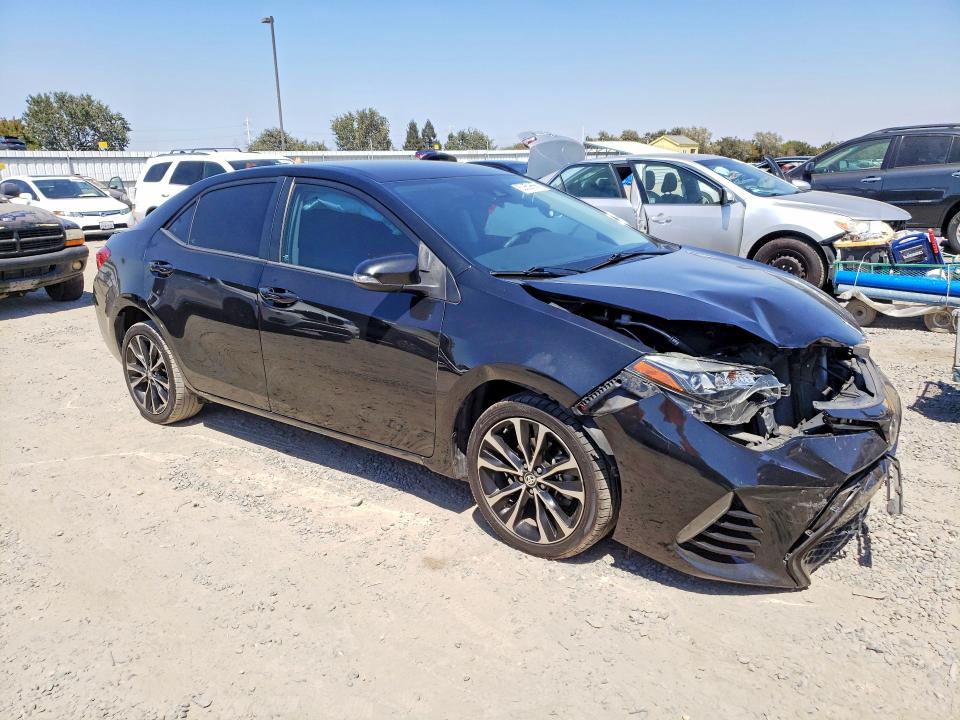 Продажа на аукционе авто 2017 Toyota Corolla, vin: 5YFBURHE4HP689057, номер лота: 63859866