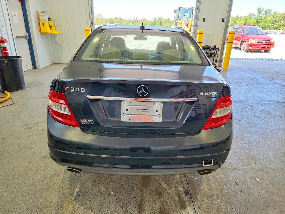 Продаж на аукціоні авто 2010 Mercedes-benz C, vin: WDDGF8BB8AF445844, номер лоту: 63818596