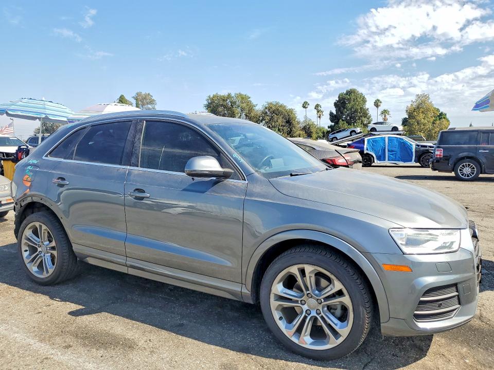 2017 Audi Q3 მანქანა იყიდება აუქციონზე, vin: WA1JCCFSXHR004158, აუქციონის ნომერი: 64136386