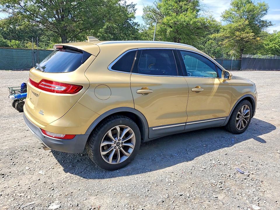 66396526 :رقم المزاد ، 5LMCJ1A97FUJ10941 vin ، 2015 Lincoln Mkc مزاد بيع