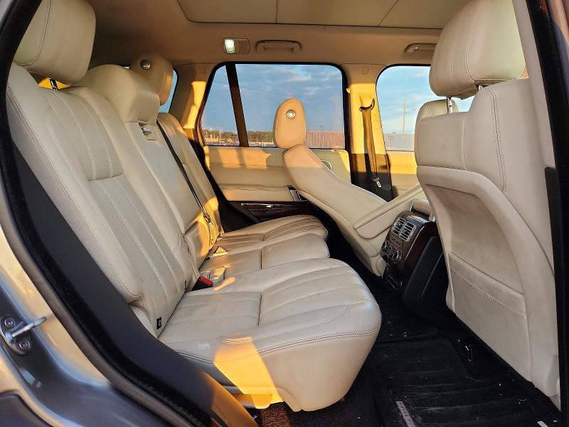 66827796 :رقم المزاد ، SALGS2FV0HA328055 vin ، 2017 Land Rover Range Rover مزاد بيع