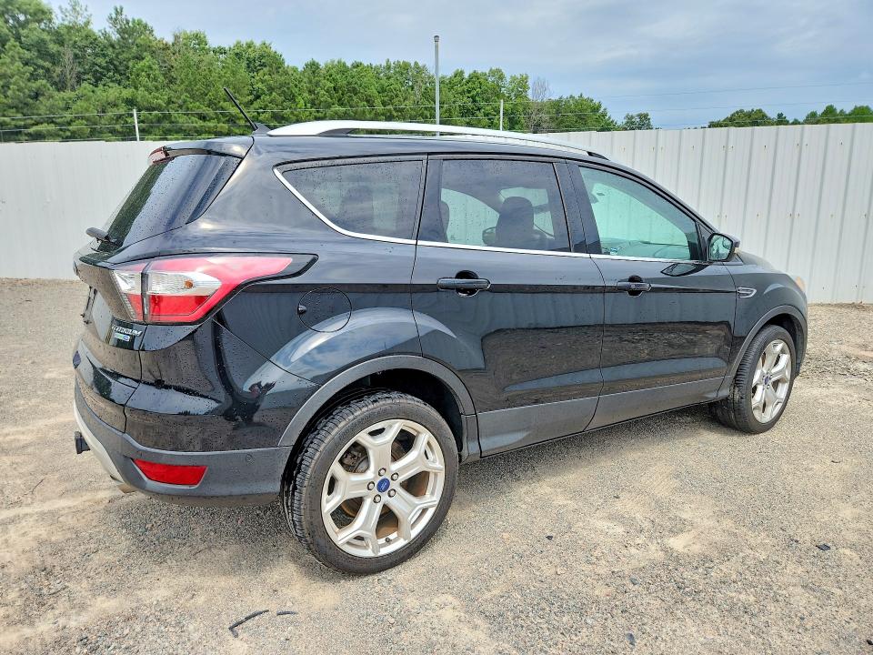 Продажа на аукционе авто 2018 Ford Escape, vin: 1FMCU9J95JUB37234, номер лота: 64493216