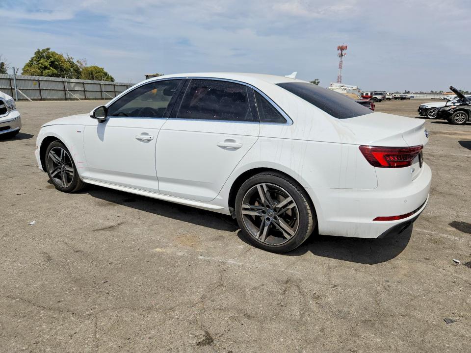 67149516 :رقم المزاد ، WAULMAF47JA093741 vin ، 2018 Audi A4 مزاد بيع