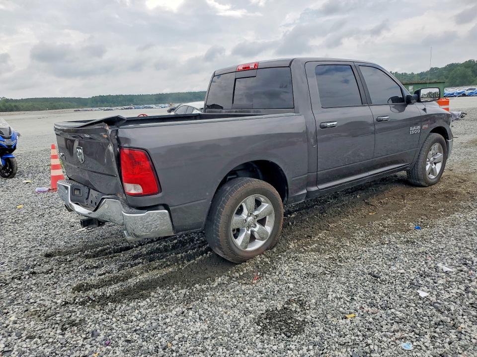 63839746 :رقم المزاد ، 3C6RR6LT5HG521400 vin ، 2017 Ram 1500 مزاد بيع