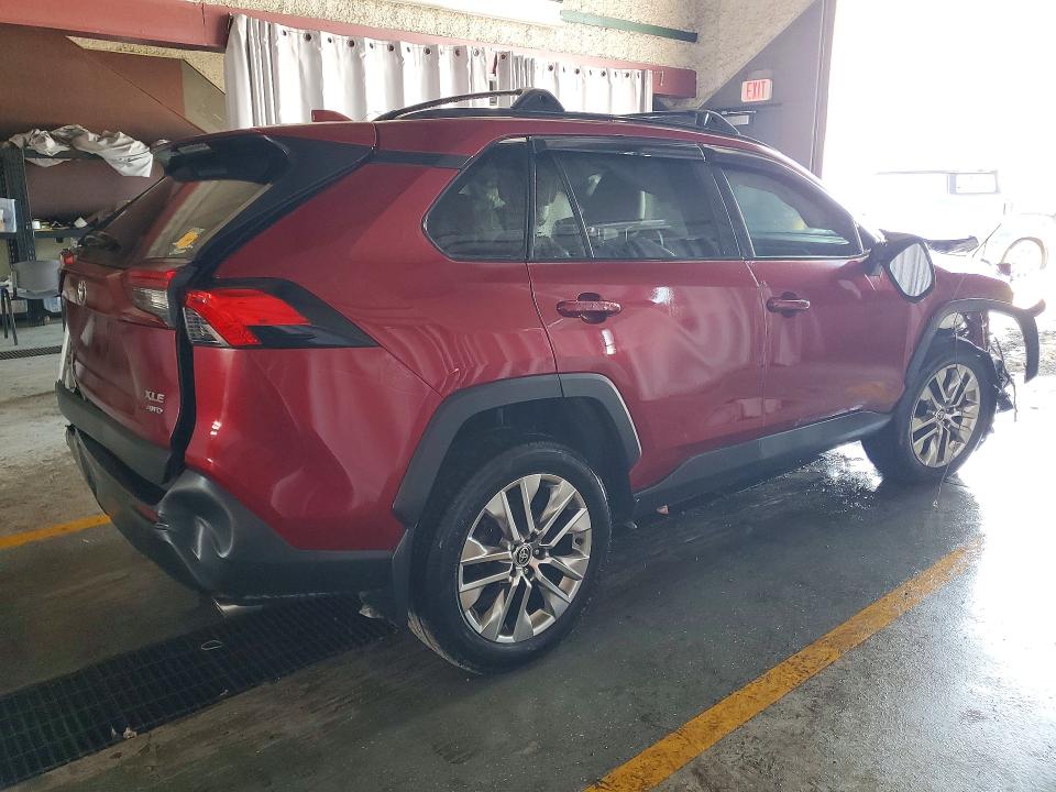 2021 Toyota Rav4 მანქანა იყიდება აუქციონზე, vin: 2T3A1RFV3MW203202, აუქციონის ნომერი: 63780426