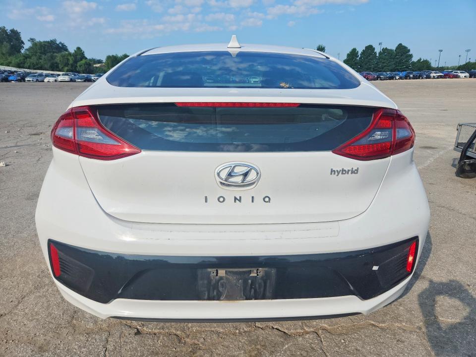 2017 Hyundai Ioniq მანქანა იყიდება აუქციონზე, vin: KMHC85LC2HU048950, აუქციონის ნომერი: 63927146
