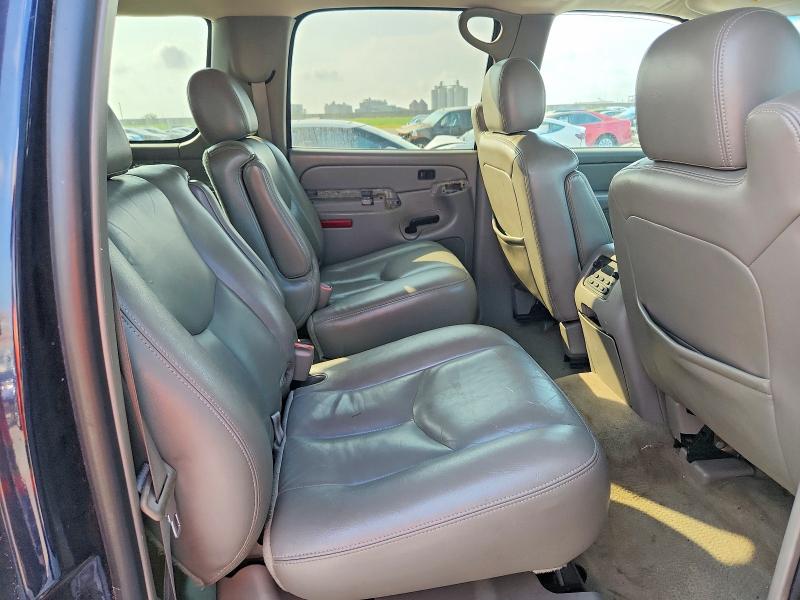 2006 Chevrolet Suburban მანქანა იყიდება აუქციონზე, vin: 3GNFK16Z66G244733, აუქციონის ნომერი: 61647306