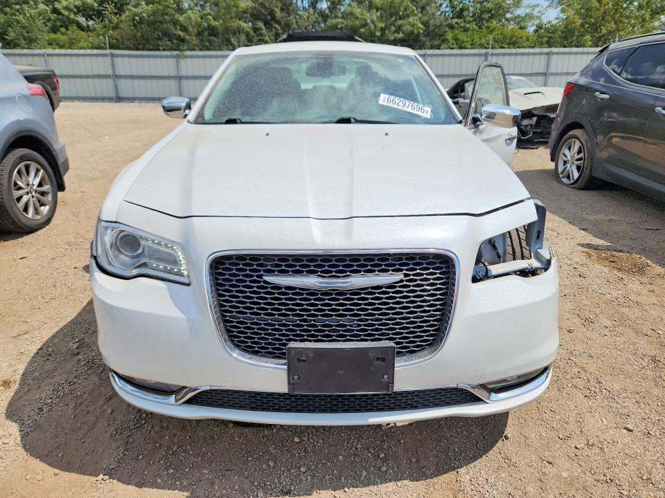 2015 Chrysler 300c მანქანა იყიდება აუქციონზე, vin: 2C3CCAKG2FH749850, აუქციონის ნომერი: 66297696