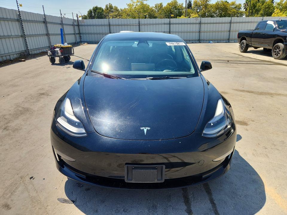 2022 Tesla Model 3 მანქანა იყიდება აუქციონზე, vin: 5YJ3E1EA8NF191763, აუქციონის ნომერი: 63795136