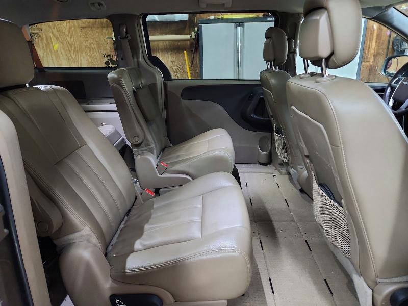 Aukcja sprzedaży 2015 Chrysler Town & Country, vin: 2C4RC1BG0FR588852, numer aukcji: 64823156