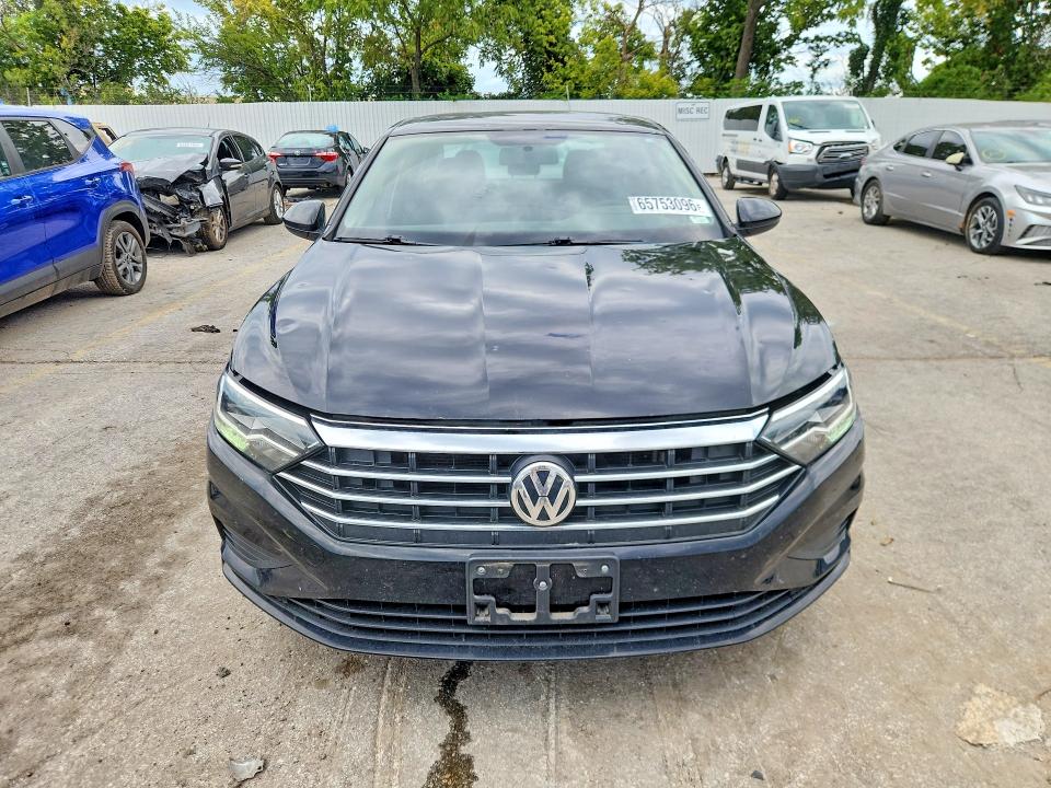 65753096 :رقم المزاد ، 3VWC57BUXMM091589 vin ، 2021 Volkswagen Jetta مزاد بيع