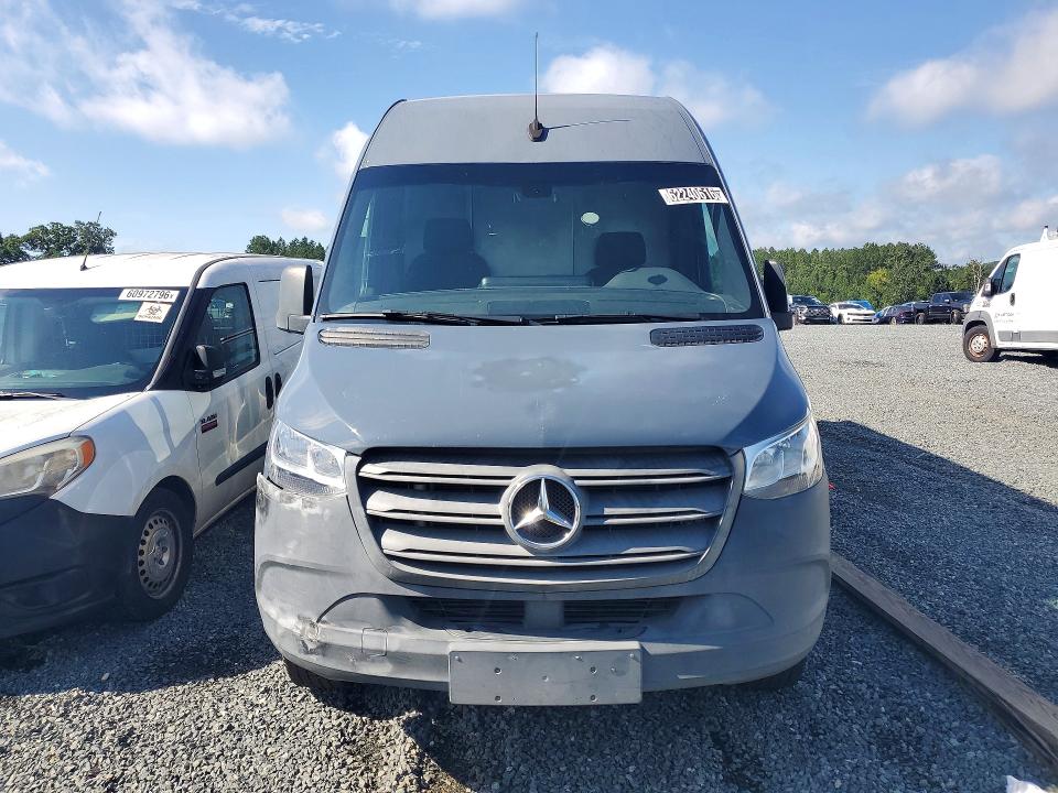 2019 Mercedes-benz Sprinter მანქანა იყიდება აუქციონზე, vin: WD4PF1CD7KP135591, აუქციონის ნომერი: 62240616