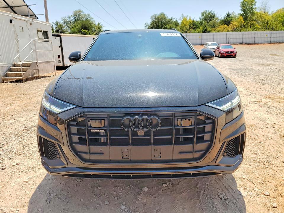63498356 :رقم المزاد ، WA1EVBF16ND034618 vin ، 2022 Audi Q8 مزاد بيع