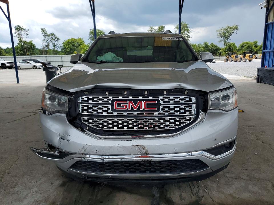 63935276 :رقم المزاد ، 1GKKNPLS1HZ157676 vin ، 2017 Gmc Acadia مزاد بيع