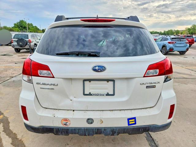 2014 Subaru Outback მანქანა იყიდება აუქციონზე, vin: 4S4BRCCC4E3253135, აუქციონის ნომერი: 64773806