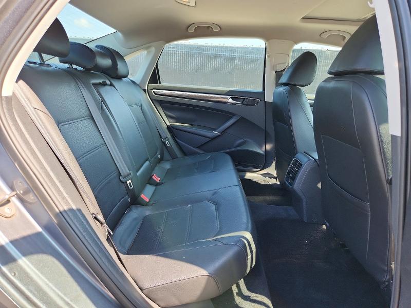 2016 Volkswagen Passat მანქანა იყიდება აუქციონზე, vin: 1VWBT7A33GC010674, აუქციონის ნომერი: 64985466