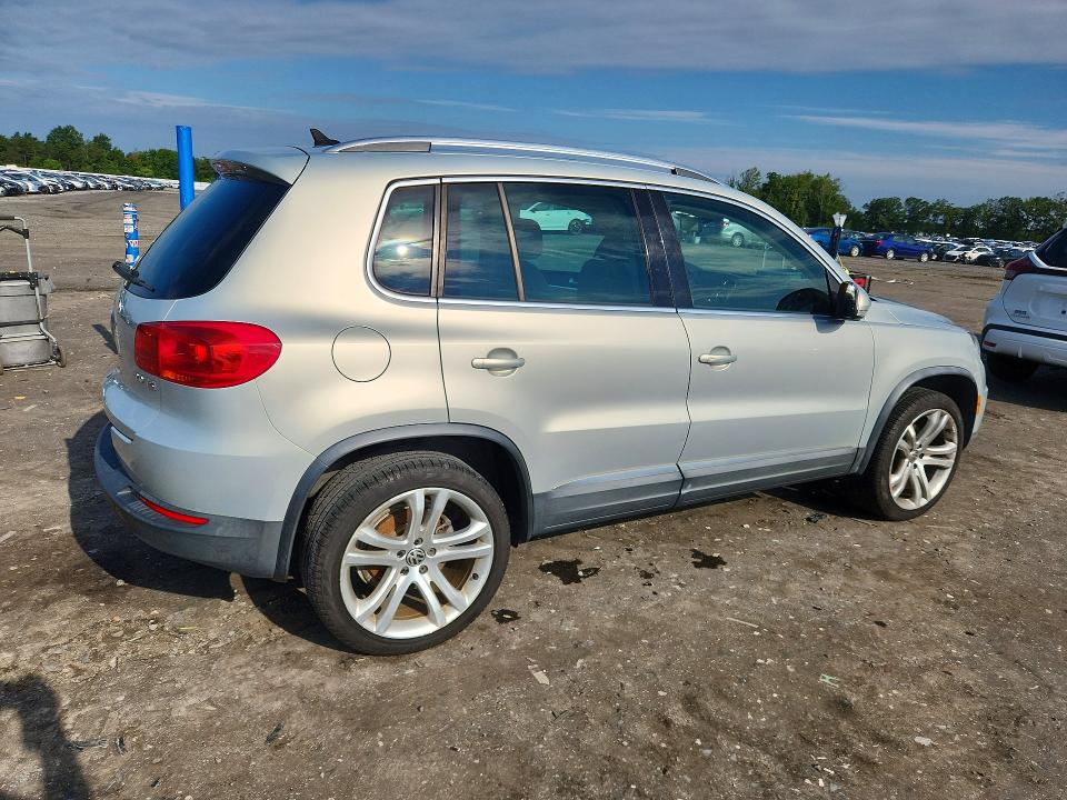 64934666 :رقم المزاد ، WVGAV7AXXCW609779 vin ، 2012 Volkswagen Tiguan مزاد بيع