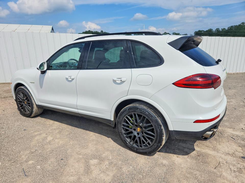 64038336 :رقم المزاد ، WP1AE2A2XHLA68929 vin ، 2017 Porsche Cayenne مزاد بيع