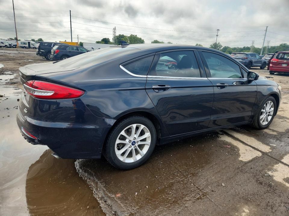 Продажа на аукционе авто 2020 Ford Fusion, vin: 3FA6P0HD9LR260937, номер лота: 64665026