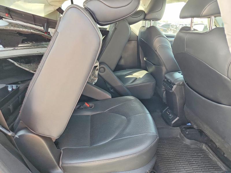 Продажа на аукционе авто 2020 Toyota Highlander, vin: 5TDEBRCH4LS005421, номер лота: 63047716