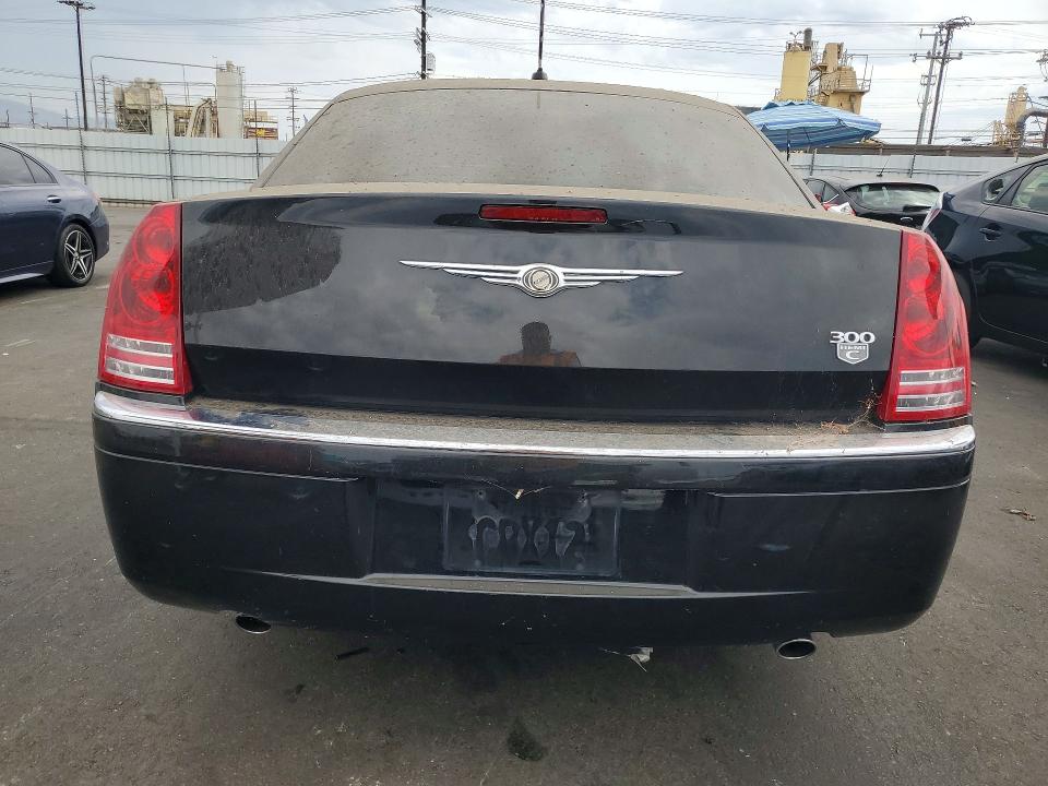66976466 :رقم المزاد ، 2C3KA63H18H140239 vin ، 2008 Chrysler 300c مزاد بيع