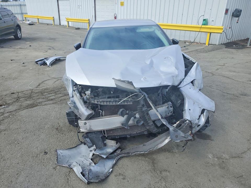 Продаж на аукціоні авто 2018 Nissan Maxima, vin: 1N4AA6AP9JC392577, номер лоту: 64996376