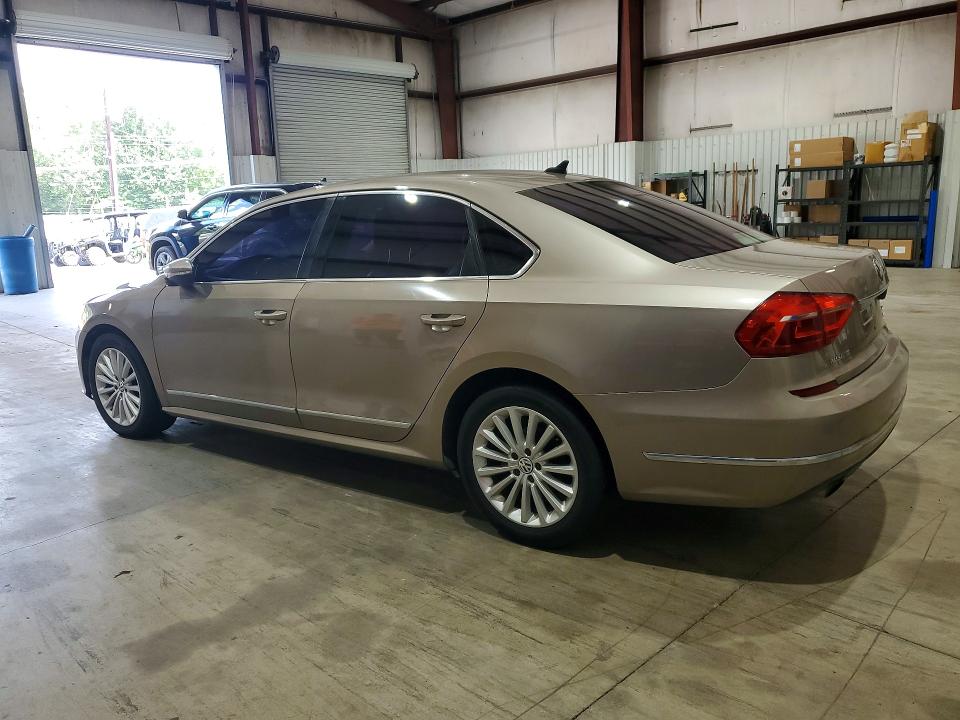 67486986 :رقم المزاد ، 1VWBS7A37GC010079 vin ، 2016 Volkswagen Passat مزاد بيع