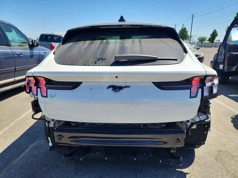 2025 Ford Mustang Mach-e მანქანა იყიდება აუქციონზე, vin: 3FMTK3R77SMA38703, აუქციონის ნომერი: 64155036